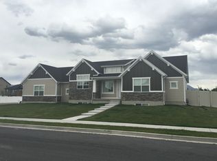 2378 N 1445 W, Clinton, UT 84015