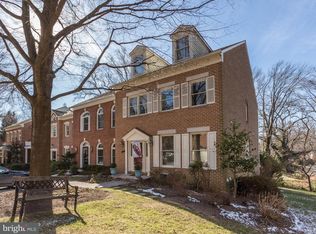 3908 N Glebe Rd, Arlington, VA 22207