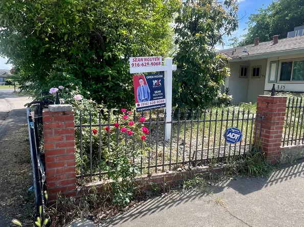 7016 Peck Dr, Sacramento, CA 95828