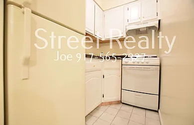 Rented by Street Realty Brokerage LLC