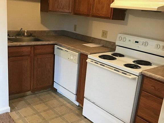 5th image of 124 Manna Dr APT 8