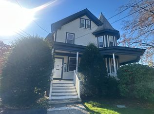 996 Smith St #3, Providence, RI 02908