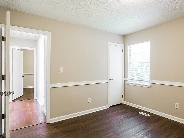 3248 Larrabee Ln — Photo 12