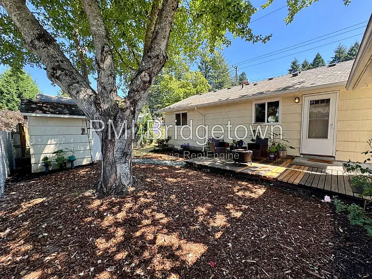 9725 SE 29th Ave — Photo 17