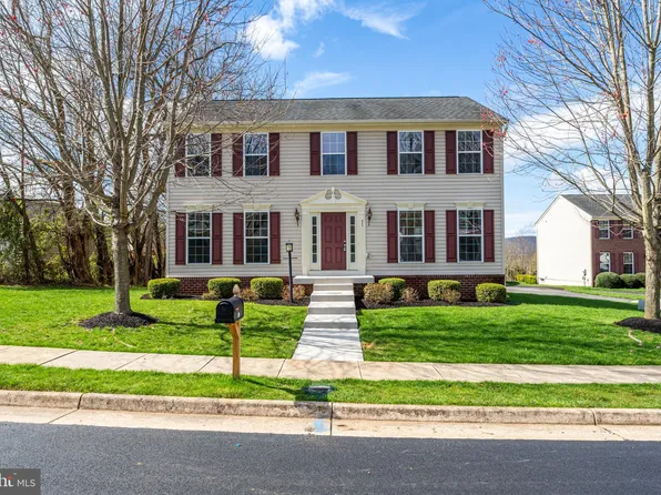 31 Tilgham Pl, Lovettsville, VA 20180