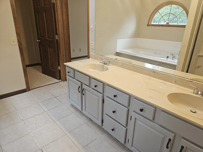 52081 Glen Arbor Ct — Photo 12