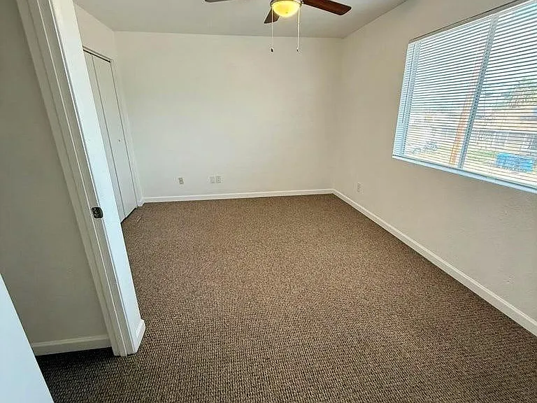 1510 E 26th Ln #2 — Photo 7