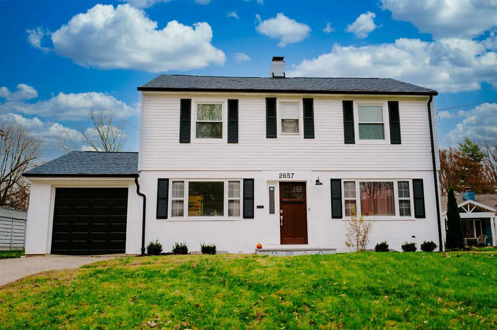 2657 Mendova Ln photo 1