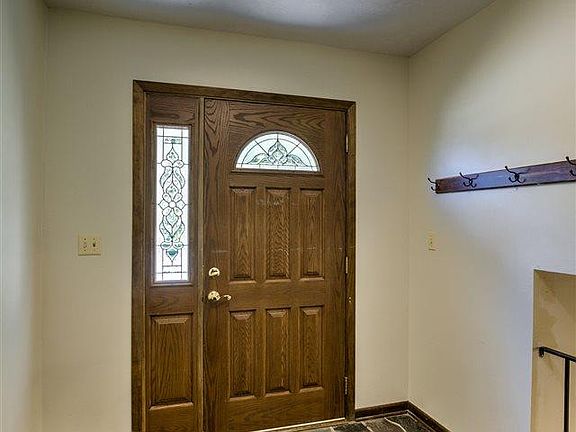 3rd image of 2914 Lynnwood Dr