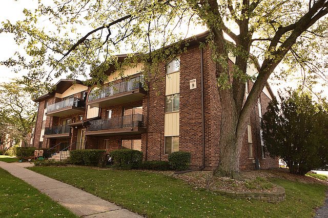 1st image of 13919 James Dr APT 904