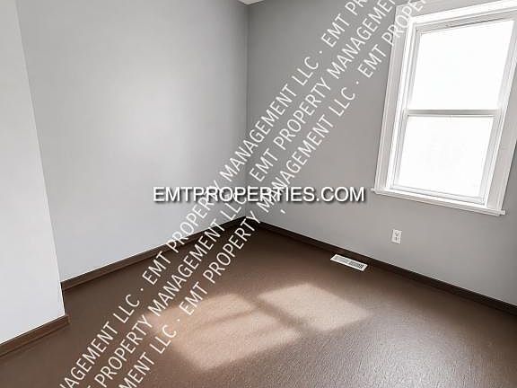 4th image of 1220 W Erie Ave