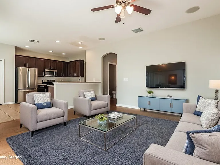 1119 Windton Oak Dr — Photo 4