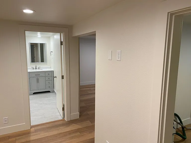 6144 N Willamette Blvd — Photo 12