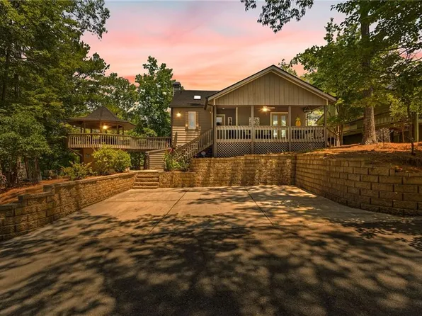145 Narrows Dr, Waleska, GA 30183