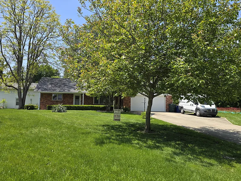 2509 W Euclid Ave — Photo 1