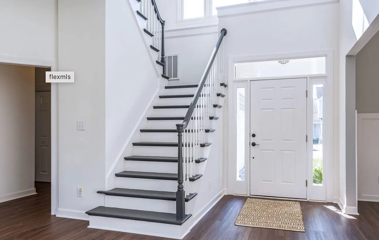 3 bed, 2000 sqft, $3,095 — Photo 3