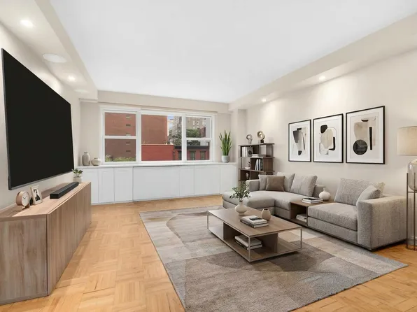 101 West 12th Street image 1 of 8