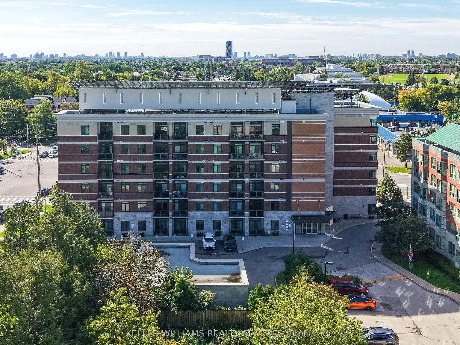 GreenLife Midtown Markham — Photo 3
