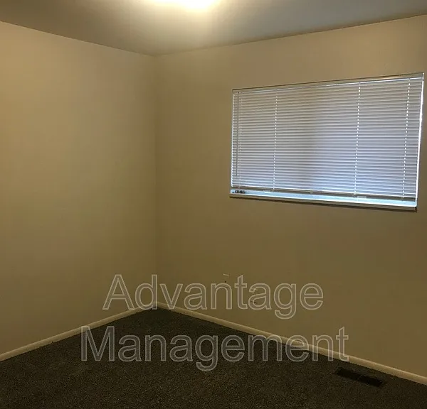 2196 S Nevada Ave — Photo 7