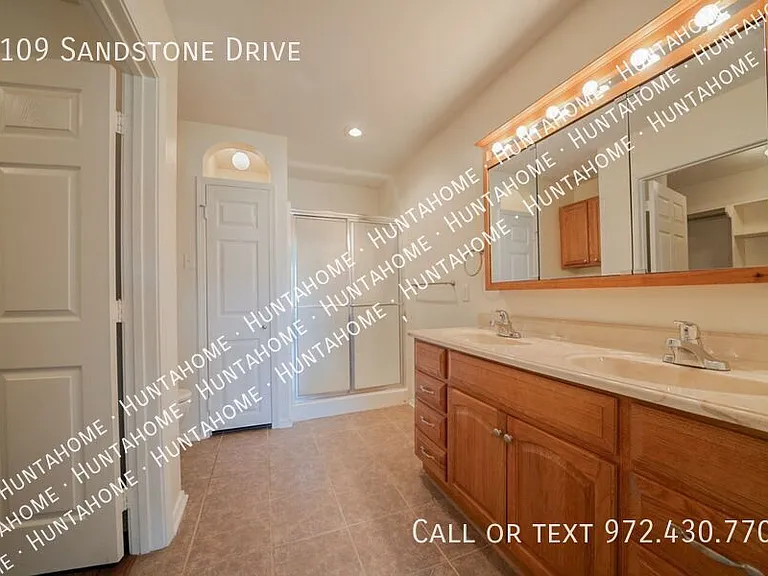2109 Sandstone Dr — Photo 8