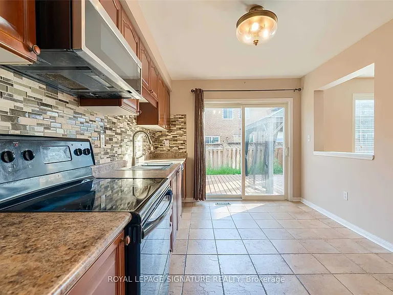 759 Edwards Ave — Photo 16