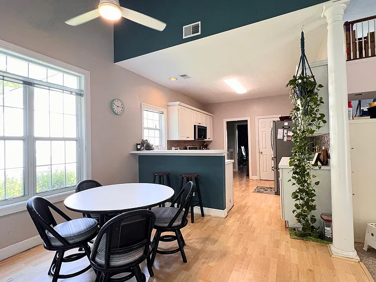 1721 Fox Ridge Ct — Photo 8