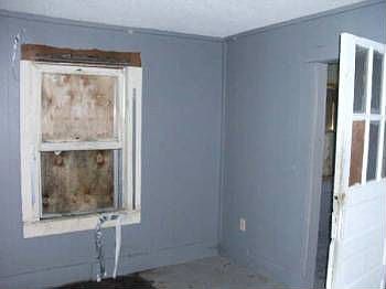 5th image of 710 Marshall St