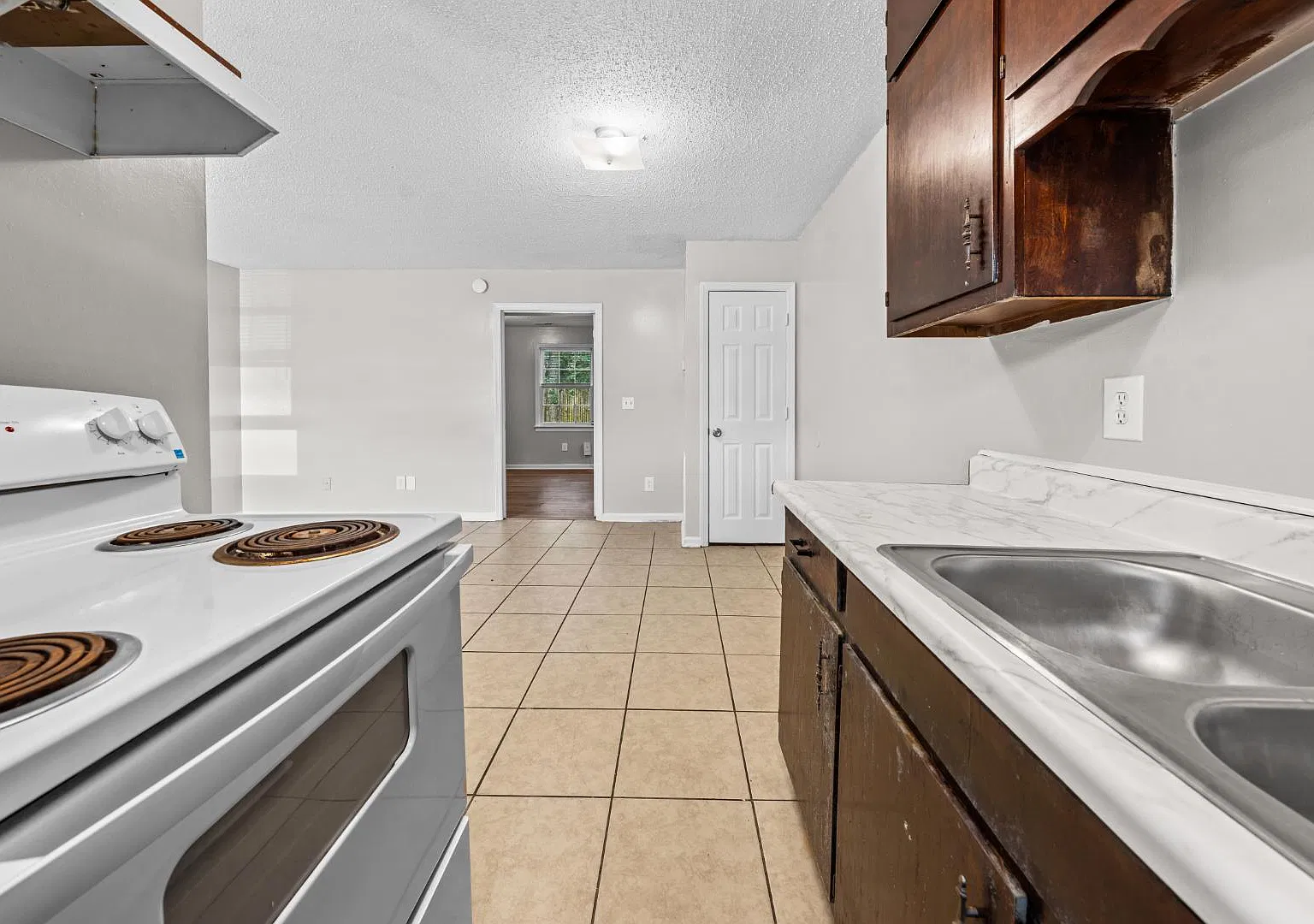 3911 Patton Road Southwest - Unit 4 — Photo 1