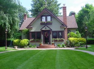 9 Lincoln Ave, Smithtown, NY