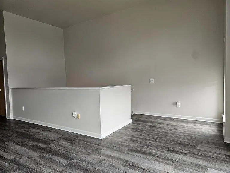 66 Clinton St — Photo 11