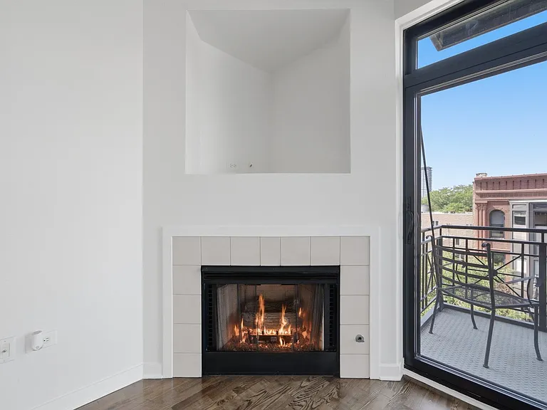 1155 W Madison St #507 — Photo 18