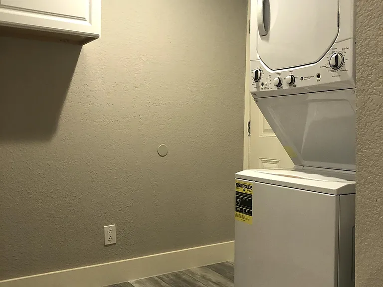 603 Devine St #2 — Photo 15