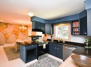 98 Plunkett St, Lenox, MA 01240