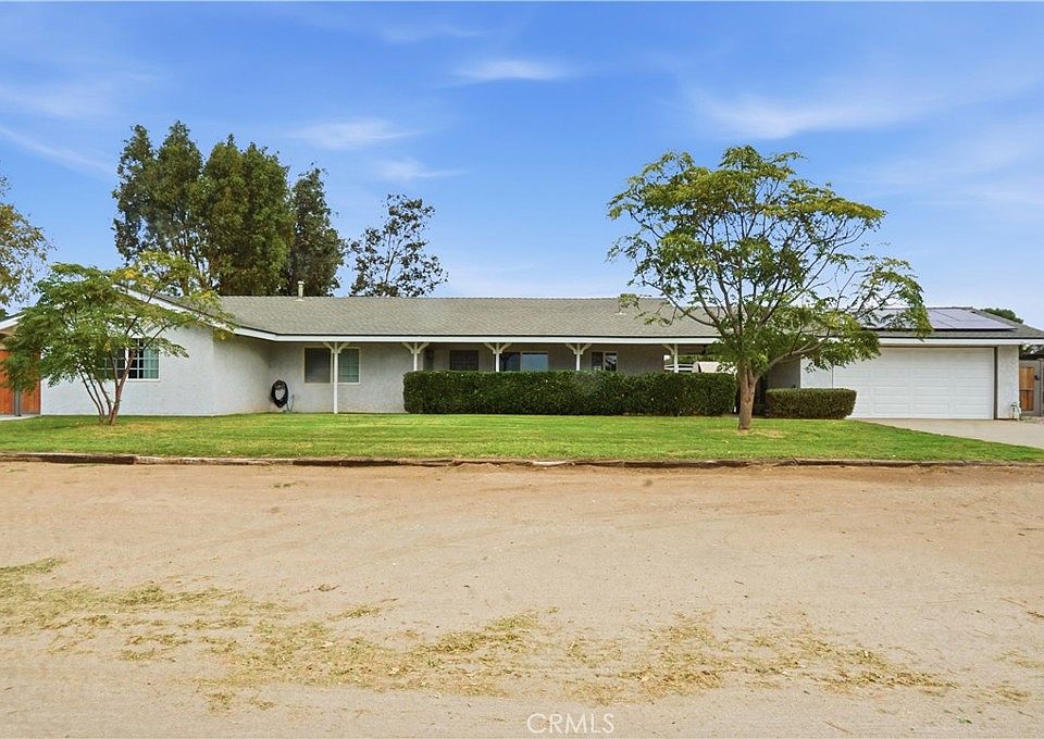 1st image of 20550 Magnolia Ave