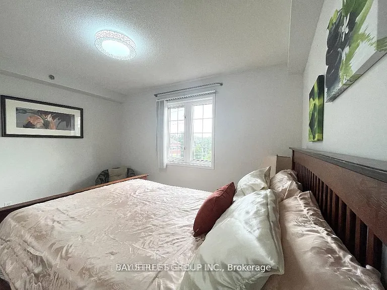 593 Kennedy Rd #4 — Photo 10