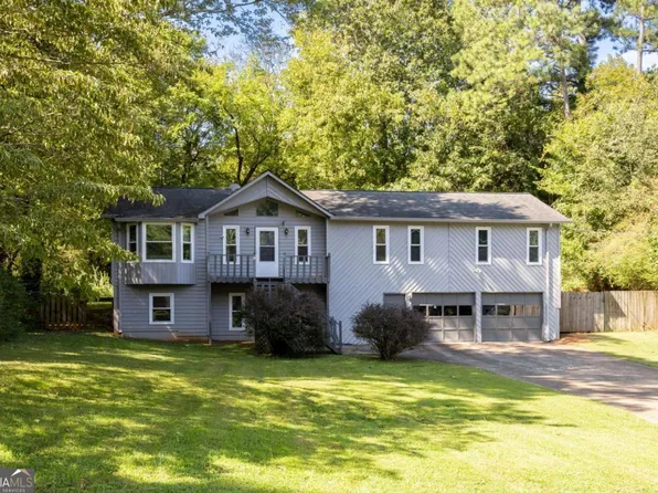 205 Deerchase Dr, Woodstock, GA 30188