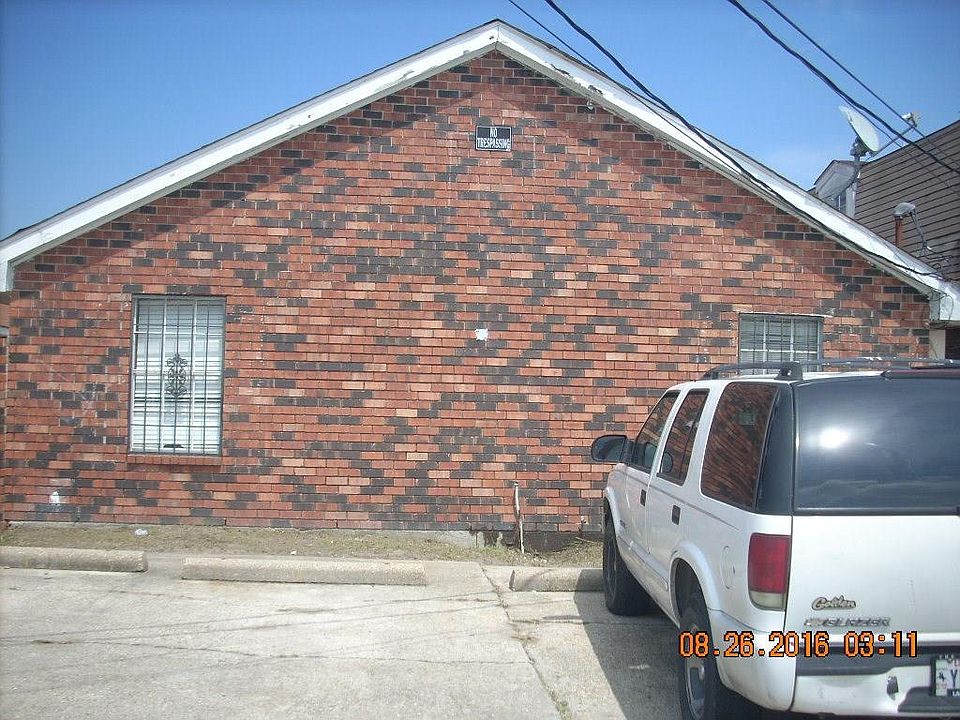 1st image of 7841 Symmes Ave