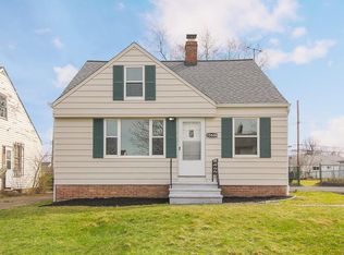 15604 Fernway Dr, Maple Heights, OH 44137