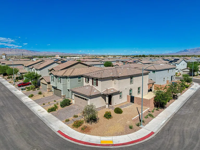 6458 Blue Ember Ave — Photo 86