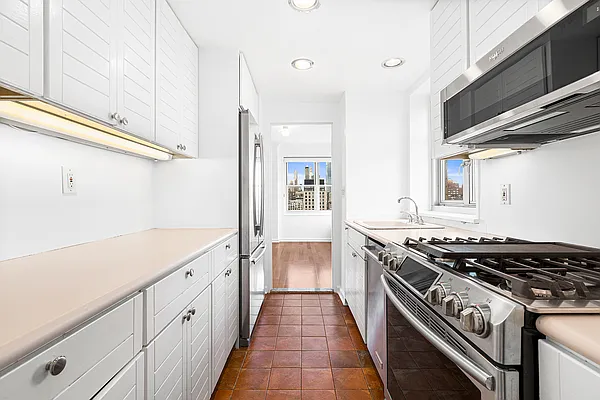 Sold by Compass | media 44