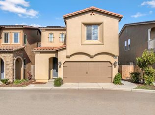 867 Fir St W, Madera, CA 93636