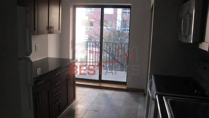 Rented by Best Apartments North Inc | media 18