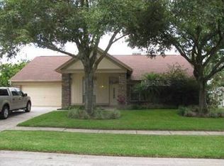 2609 Brianholly Dr, Valrico, FL 33596