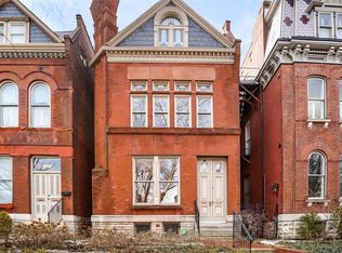 2322 Albion Pl, Saint Louis, MO 63104
