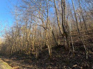 9999 E Crawfish Rd, Manchester, KY 40962