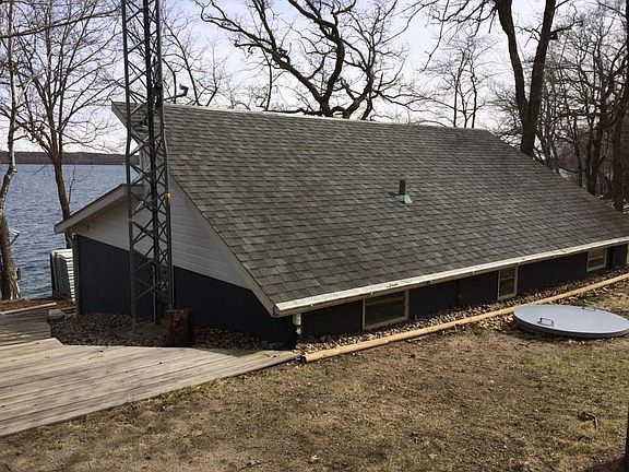 5th image of 34379 Strawberry Ln S