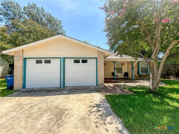 599 W Dallas St, New Braunfels, TX 78130