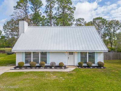 395 Felicity St, Bay Saint Louis, MS, 39520