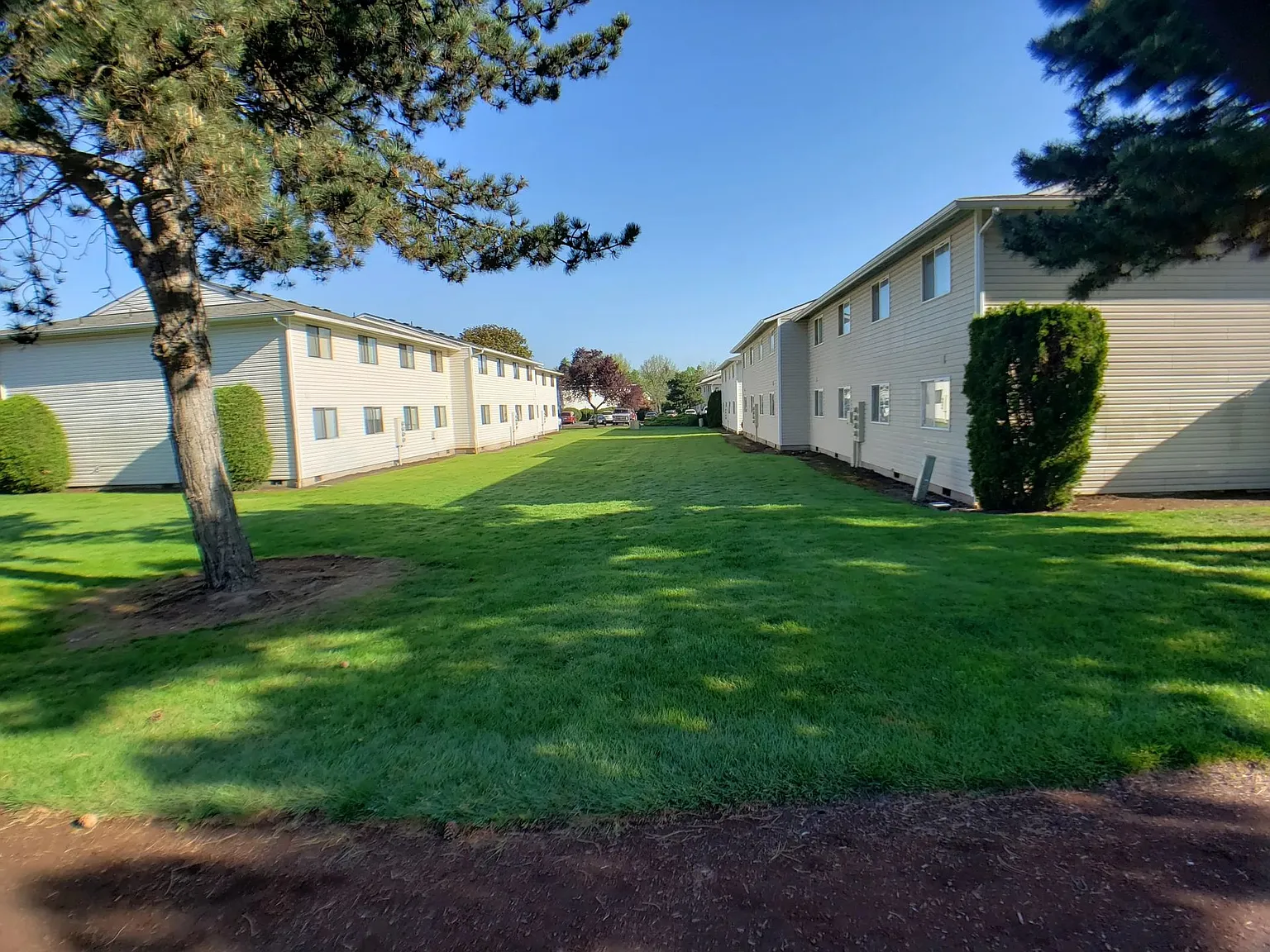Greenwood Park Apartments — Photo 4