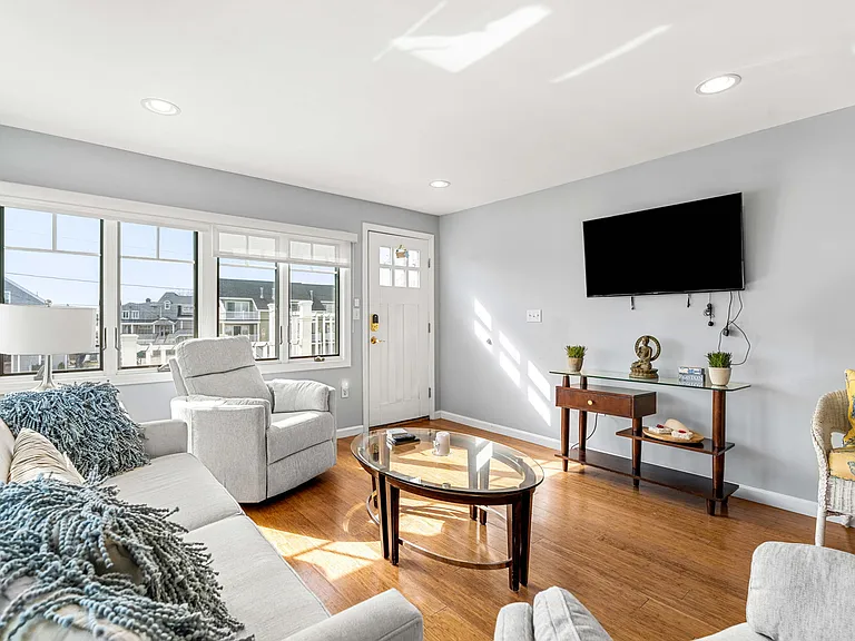 16 Commonwealth Ave #16NAUTICAL — Photo 13
